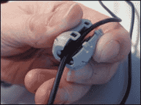 Le truc qui bloque les radiations des mobiles?